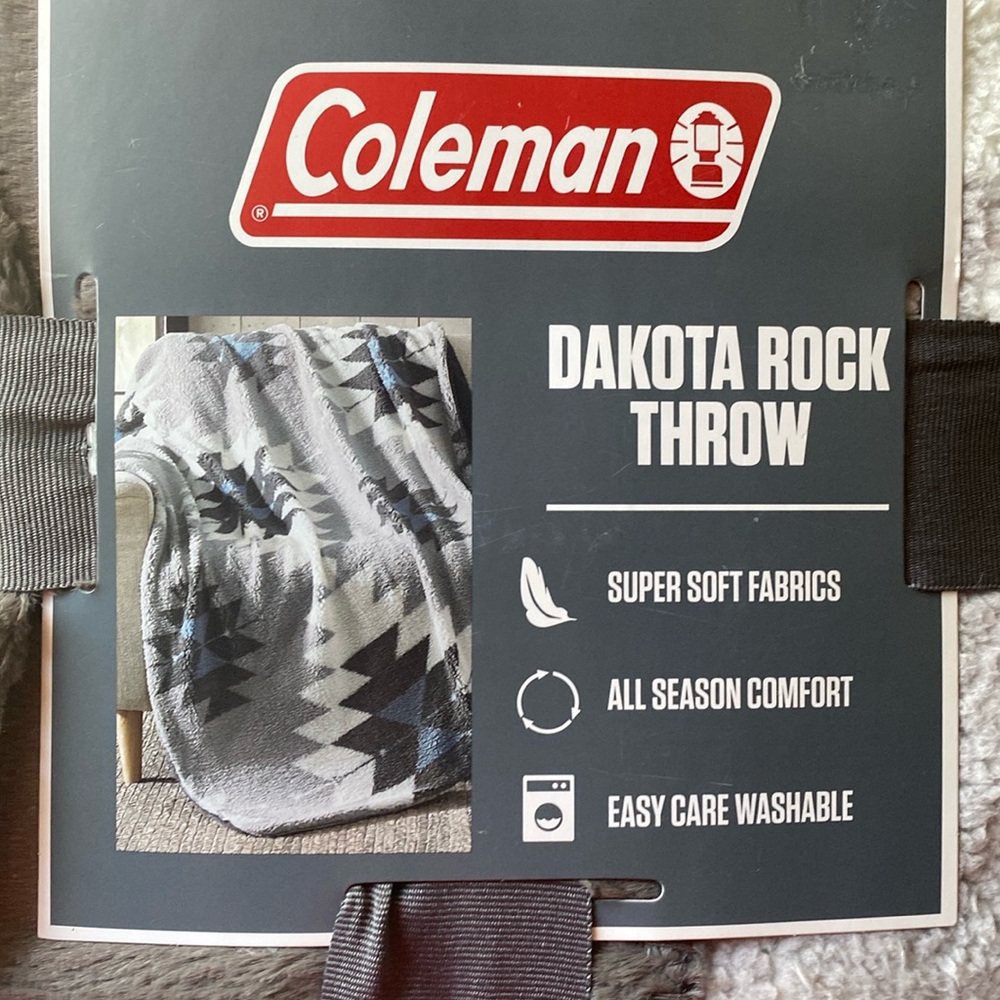 Coleman 50”x60” Dakota Rock Throw